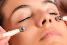 Galvanic Facials: How They Benefit Your Skin